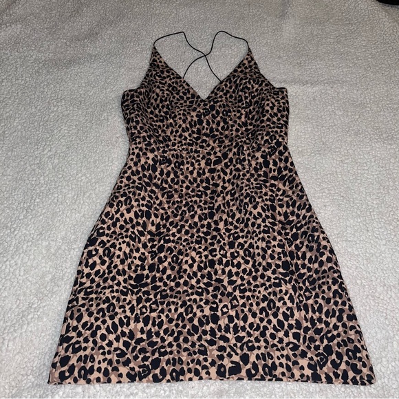 Cheetah print dress - Picture 4 of 8